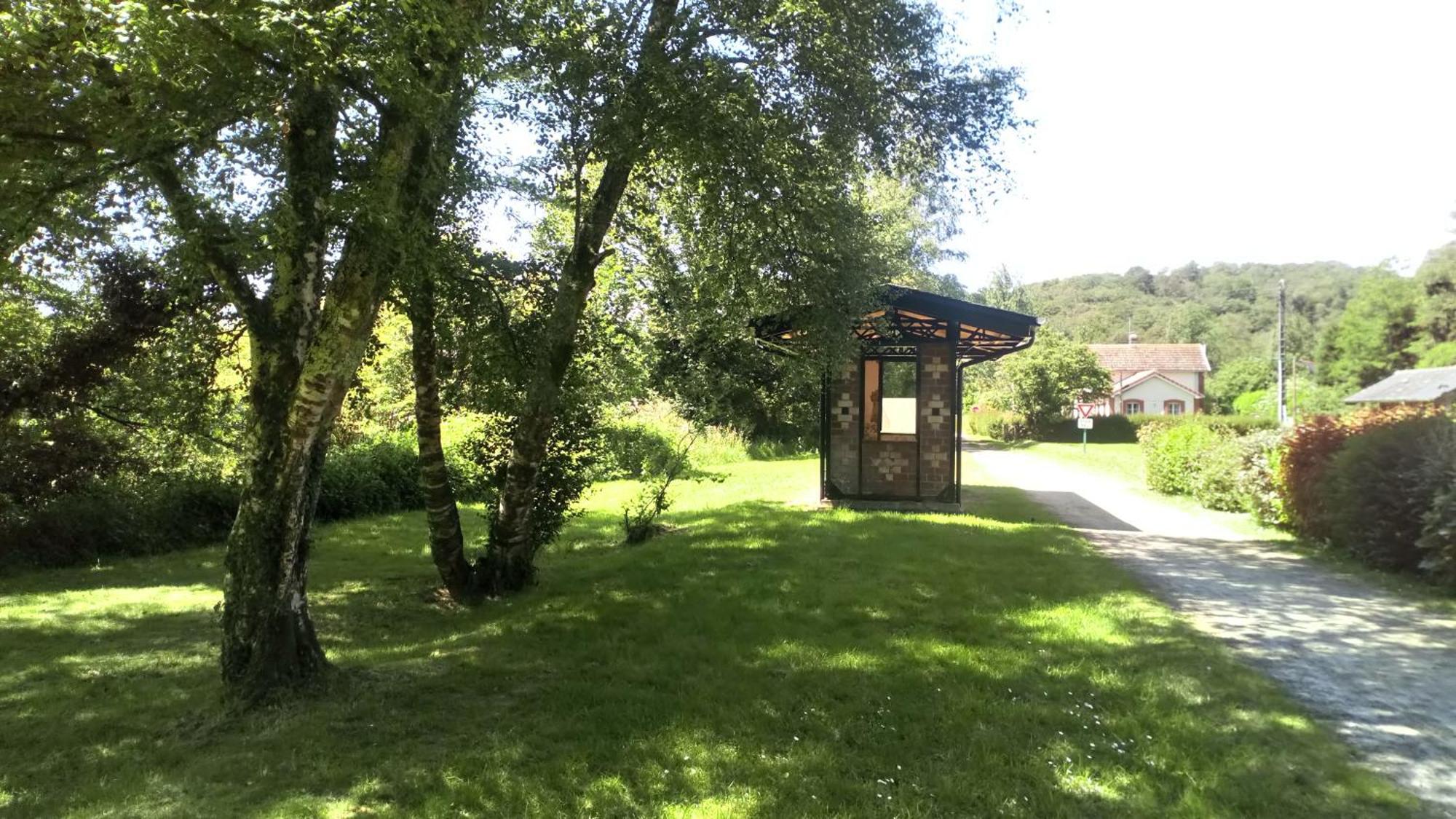 Ostal Scrignac - Gite D'Etape De La Gare Zewnętrze zdjęcie